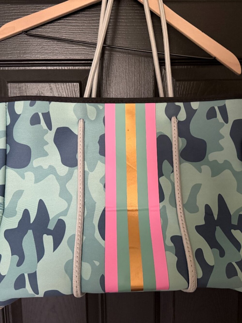 Gently Used Neoprene Large Tote Blue Camo Pink Stipe - Picture 2 of 6